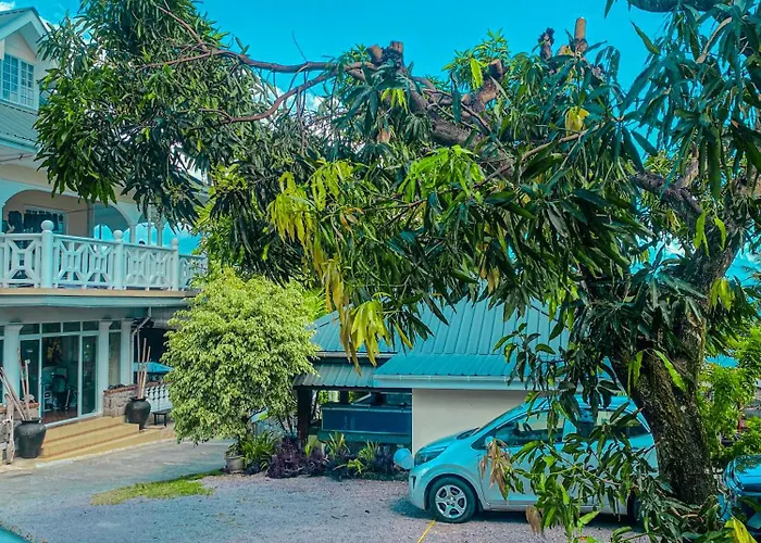 Divers Bed & Breakfast 3*