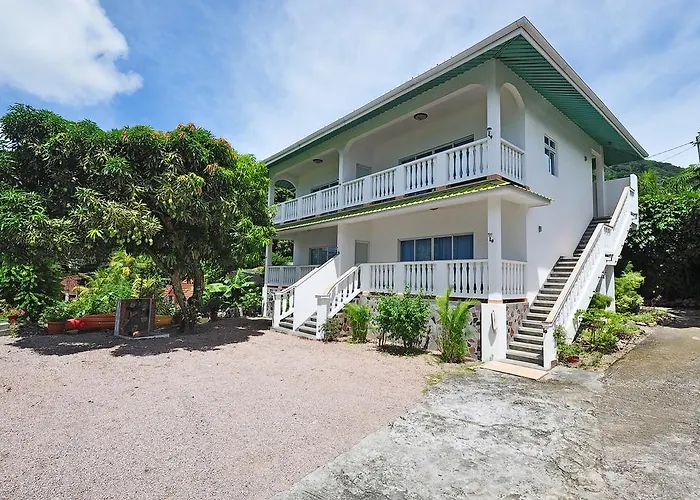 Divers Bed & Breakfast 3*