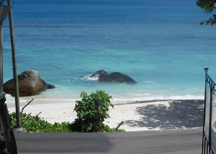 Bed & Breakfast Divers Beau Vallon (Mahe)