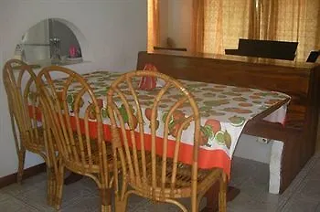 Divers Bed & Breakfast Beau Vallon (Mahe)